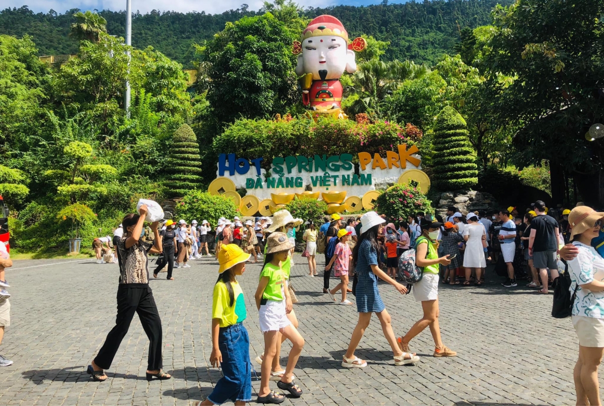 Núi Thần tài Đà Nẵng